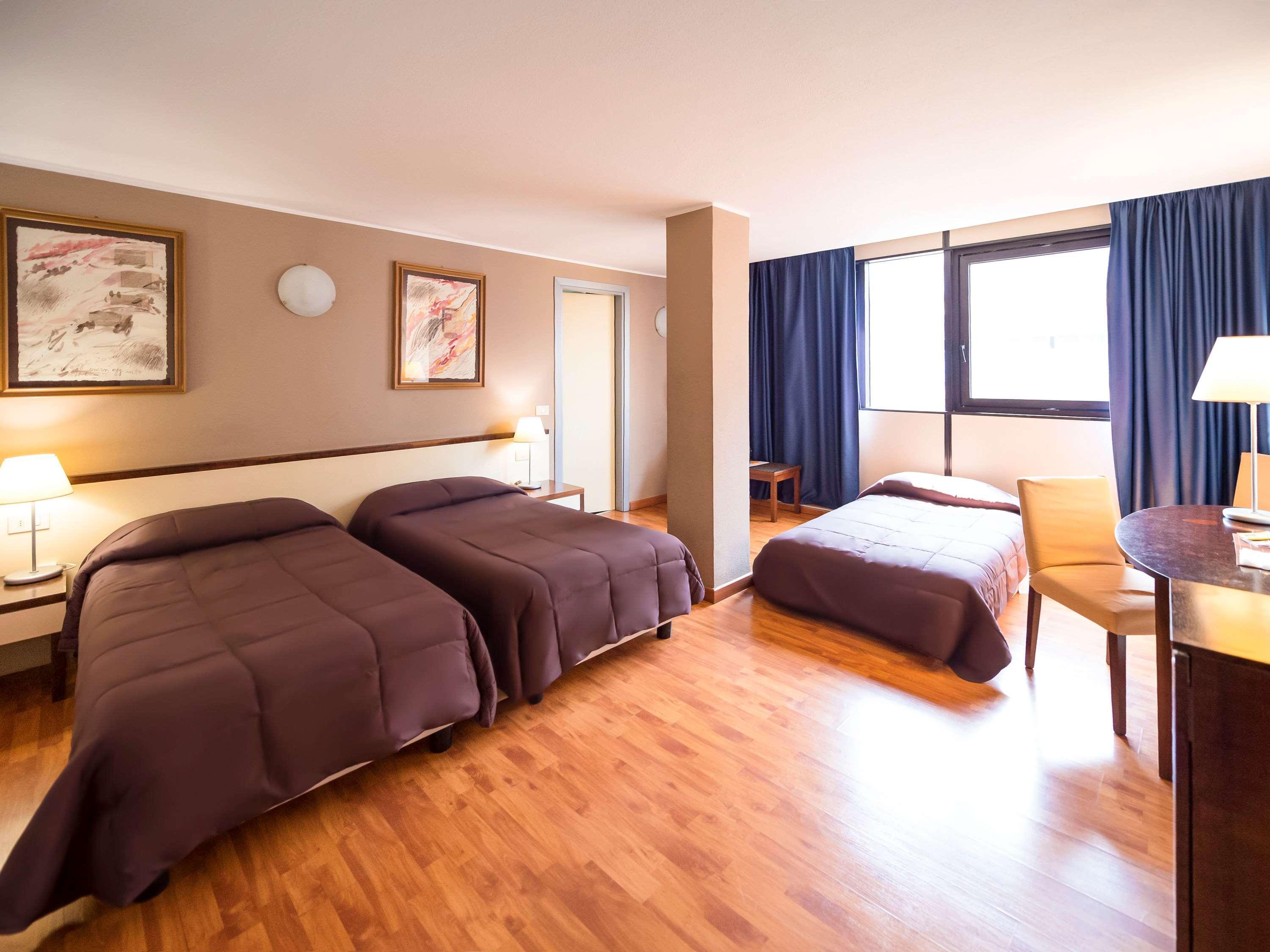 Hotel Ibis Styles Palermo Cristal Esterno foto