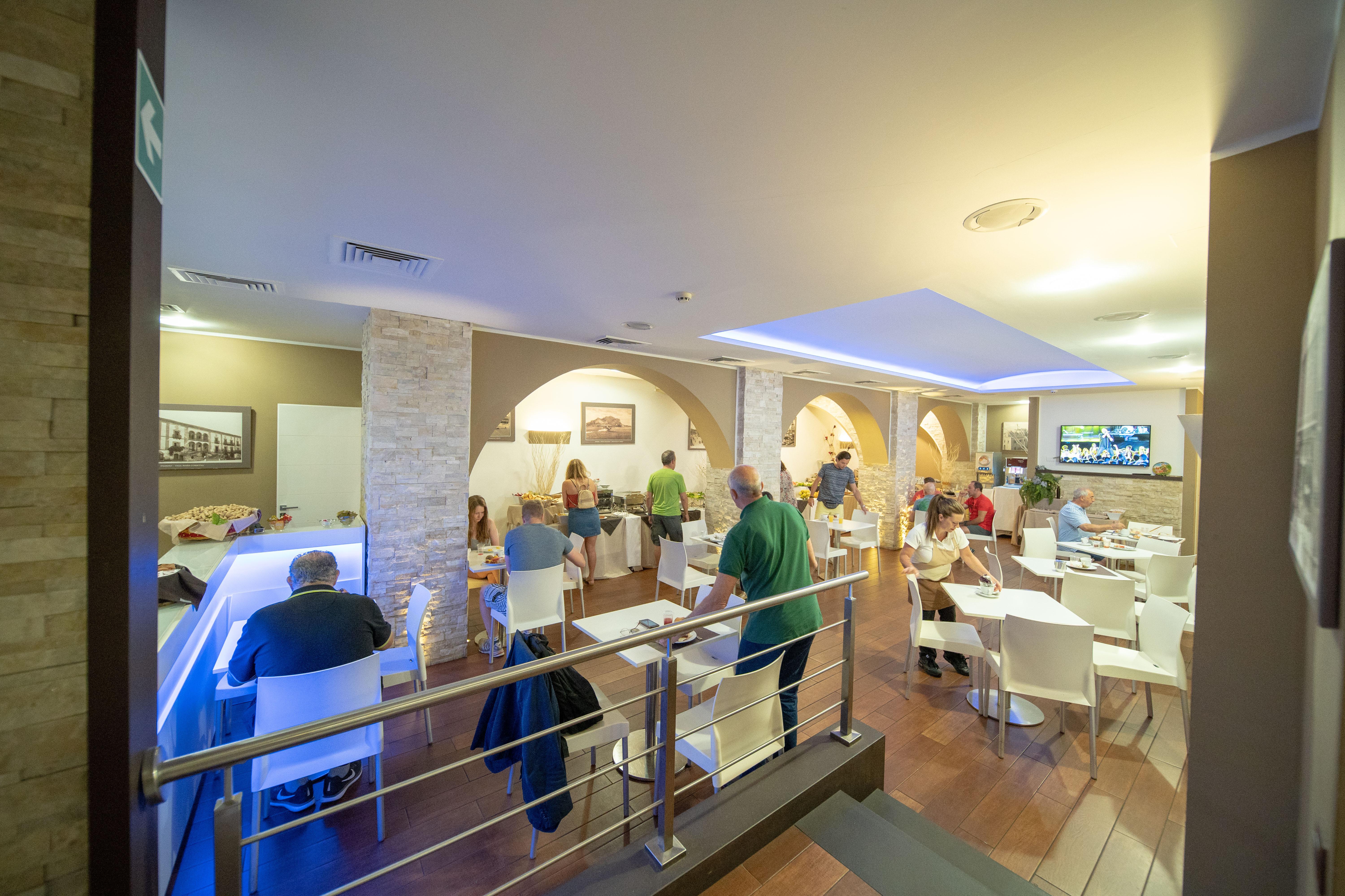 Hotel Ibis Styles Palermo Cristal Esterno foto