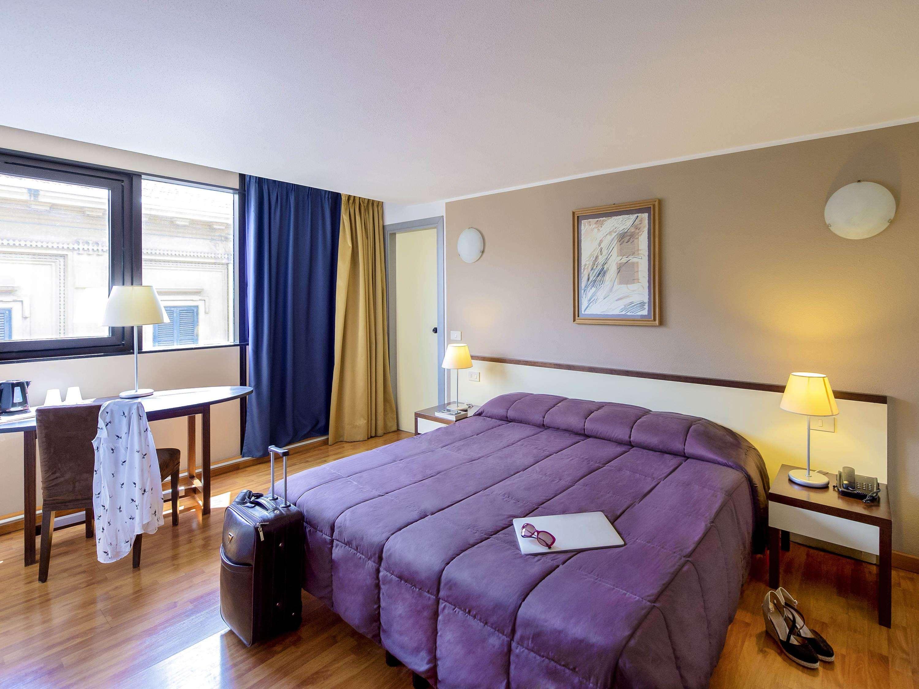 Hotel Ibis Styles Palermo Cristal Esterno foto