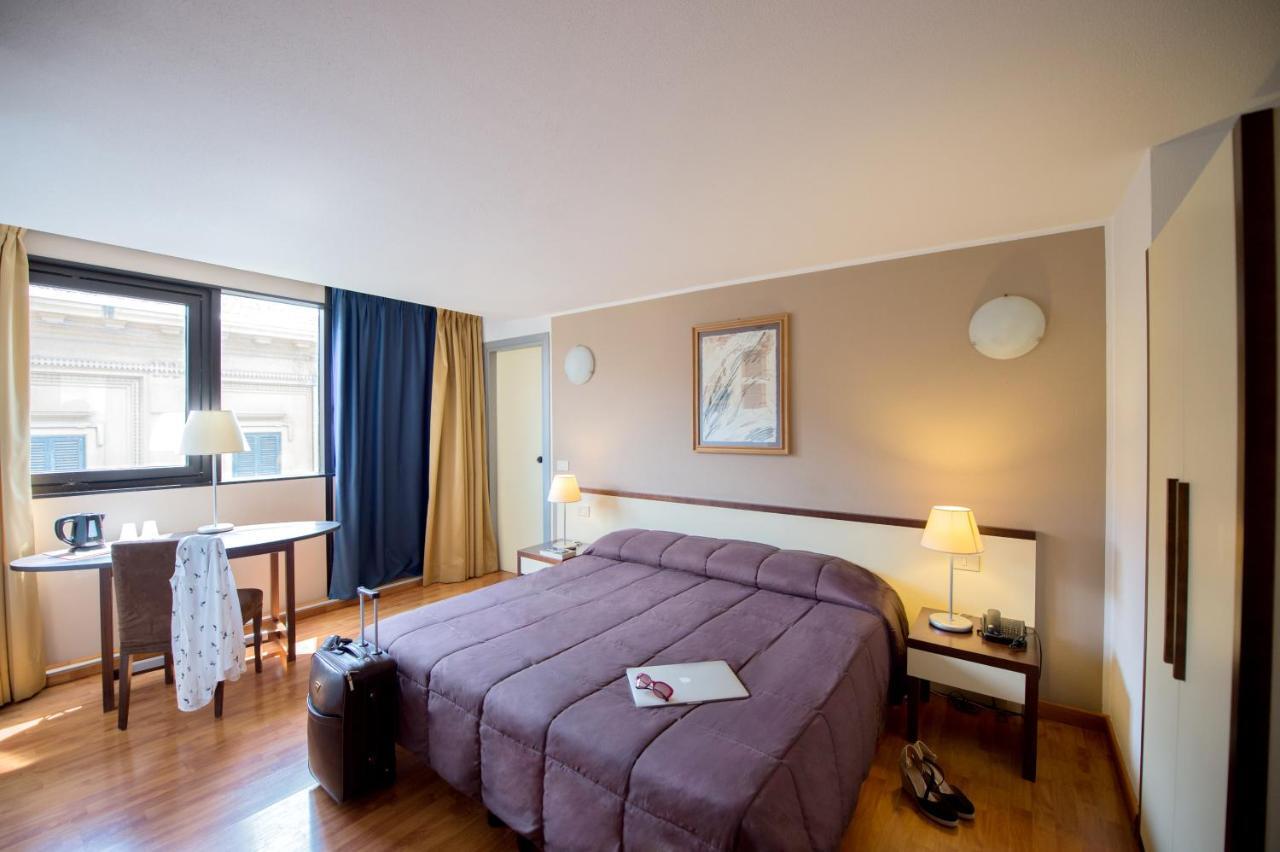 Hotel Ibis Styles Palermo Cristal Esterno foto